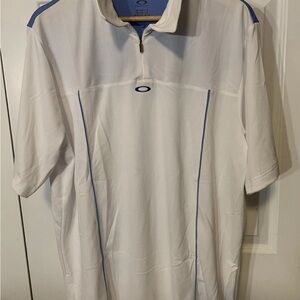 Oakley Men's Sz L Polo in White with Blue Trim quarter zip shirt
